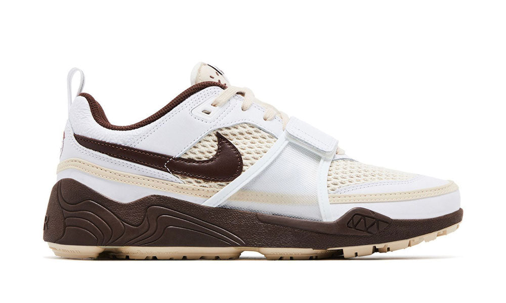 Zoom Field Jaxx x Travis Scott "Light Chocolate"