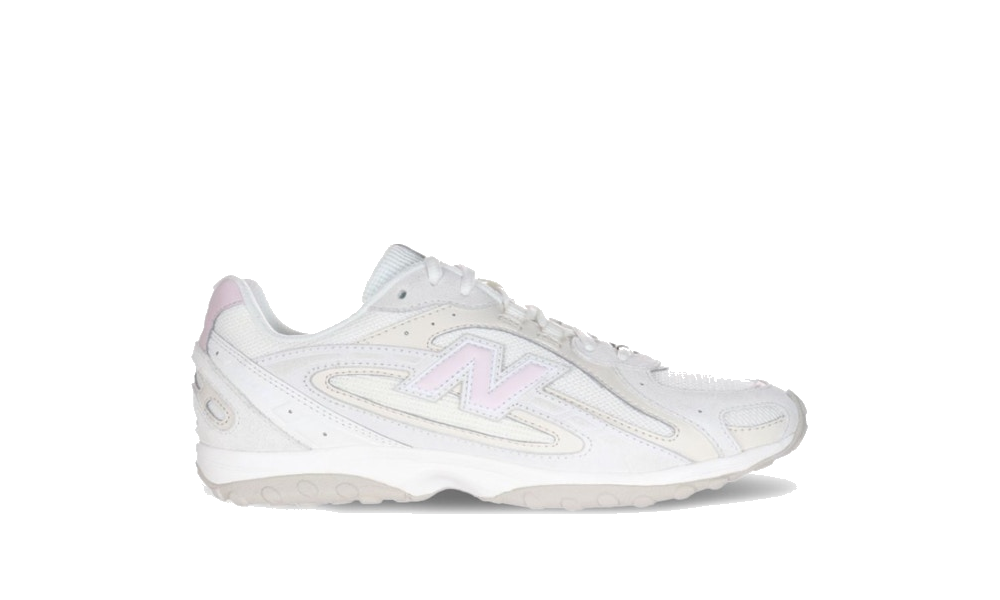 New Balance 204L "Sea Salt Pink"