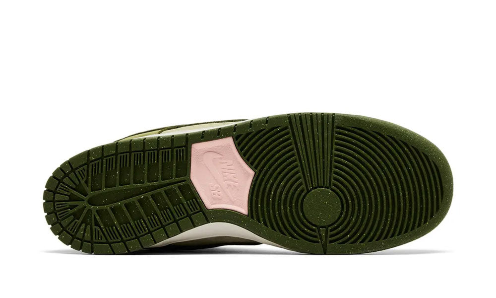 Dunk Low SB x Yuto Horigome "Matcha"