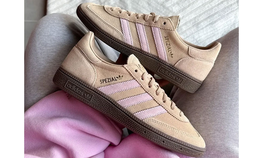 Handball Spezial "Warm Sandstone Clear Pink"