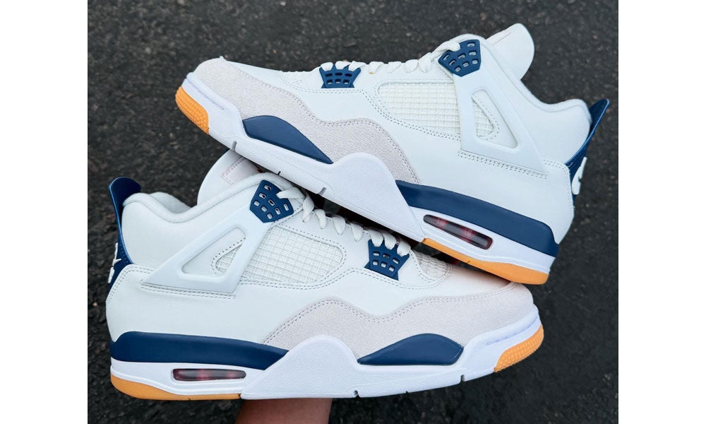 Air Jordan 4 Retro SB "Navy"