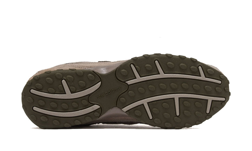 New Balance 204L "Mushroom Arid Stone"