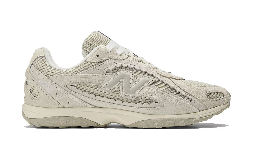 New Balance 204L "Sea Salt"