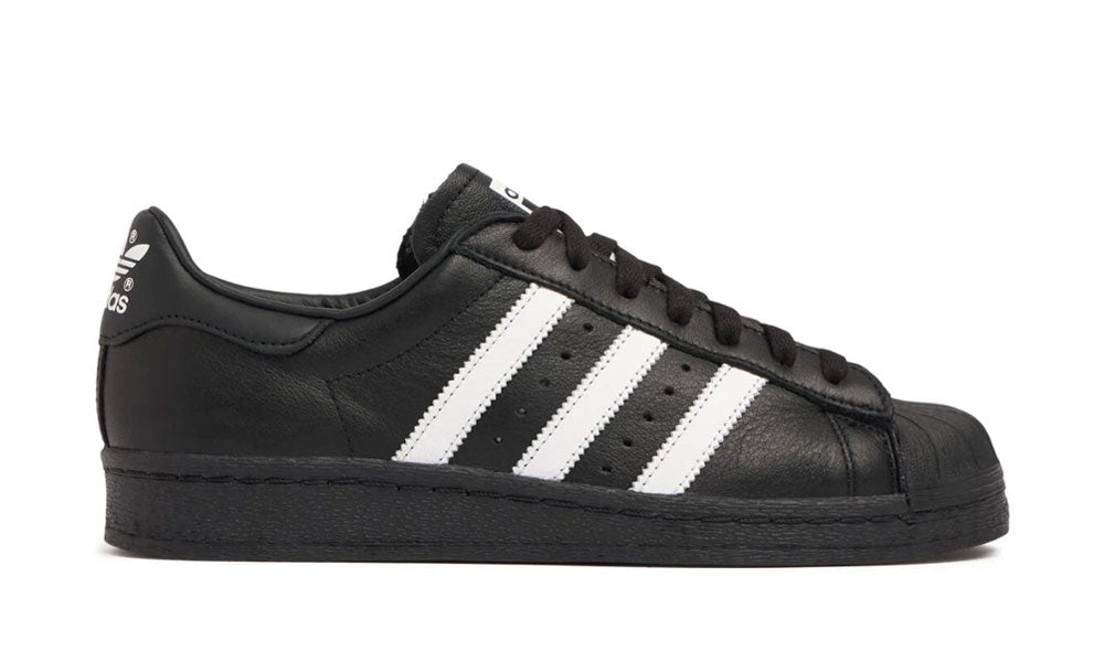 Superstar 82 "Core Black White"