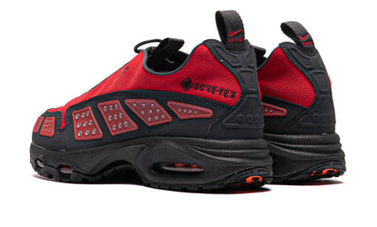 Air Max Sunder Gore-Tex "Hyper Crimson"