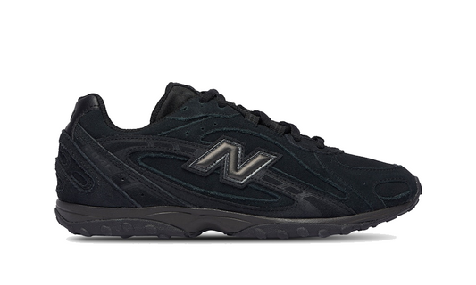 New Balance 204L "Triple Black"