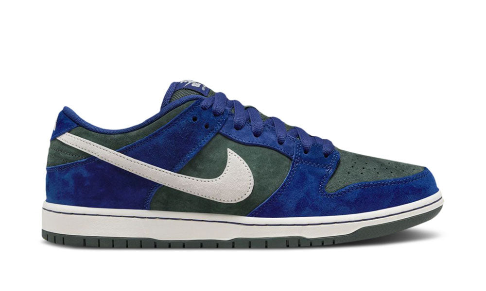 Dunk Low SB "Deep Royal Blue"