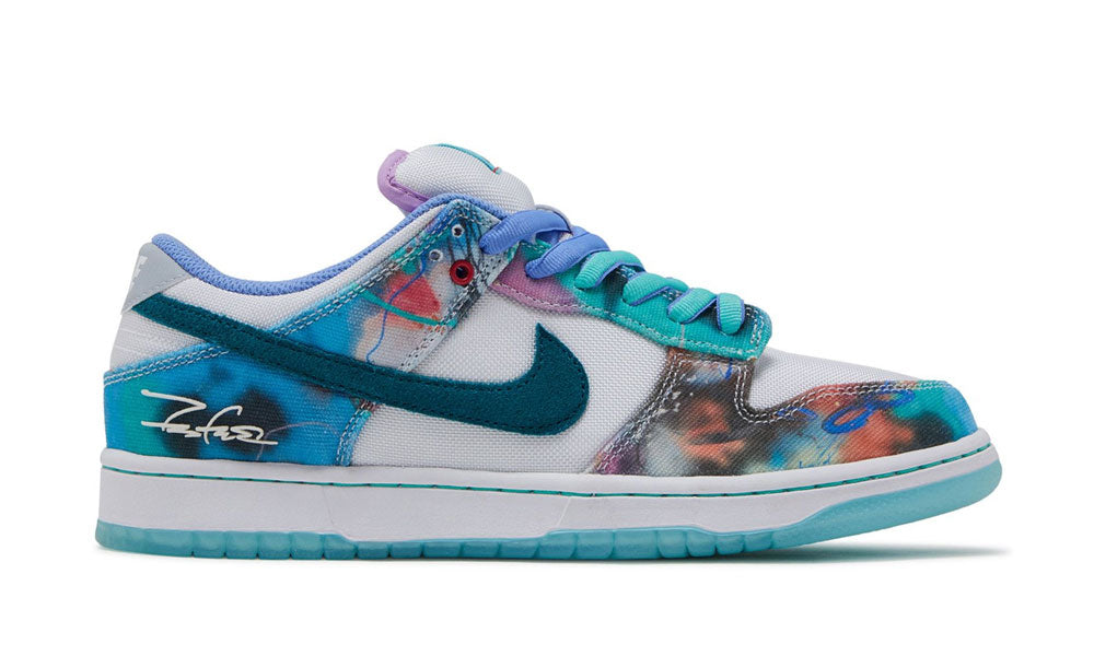 Dunk Low SB x Futura Laboratories "Bleached Aqua"