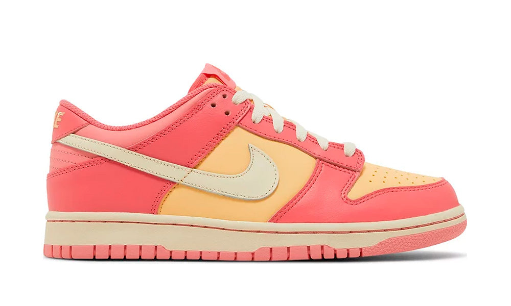 Dunk Low "Strawberry Peach"