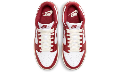 Dunk Low "Vintage Team Red"