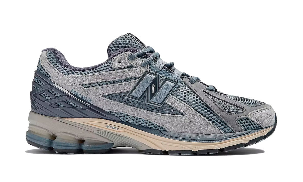 New Balance 1906R x AURALEE "Flint Stone"