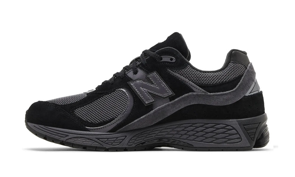 New Balance 2002R "Black Dark Grey"