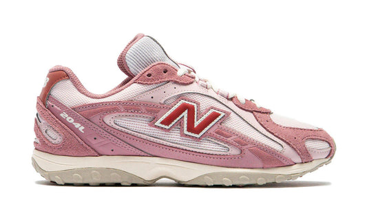New Balance 204L "Rosewood"