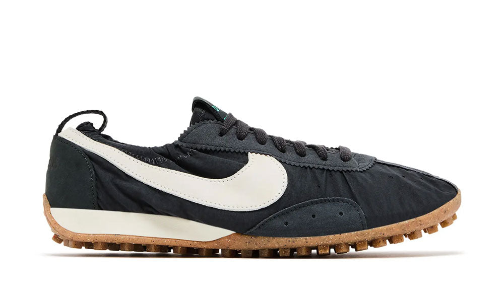 Moon Shoe SP x Jacquemus "Off Noir"