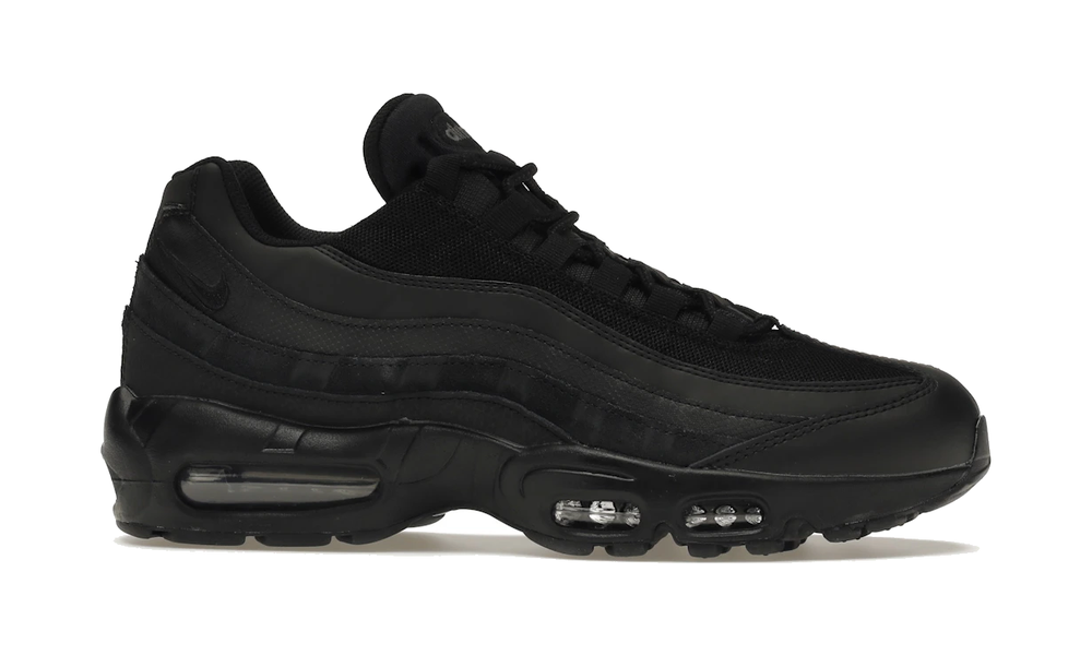 Air Max 95 Essential "Triple Black"