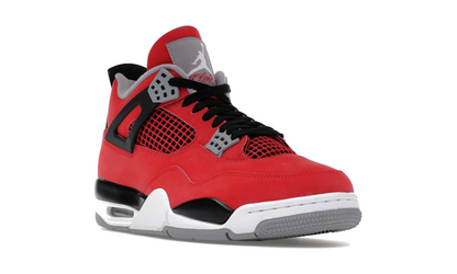 Air Jordan 4 Retro Toro Bravo 2026