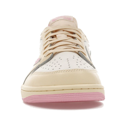 Air Jordan 1 Retro Low OG SP Travis Scott Shy Pink