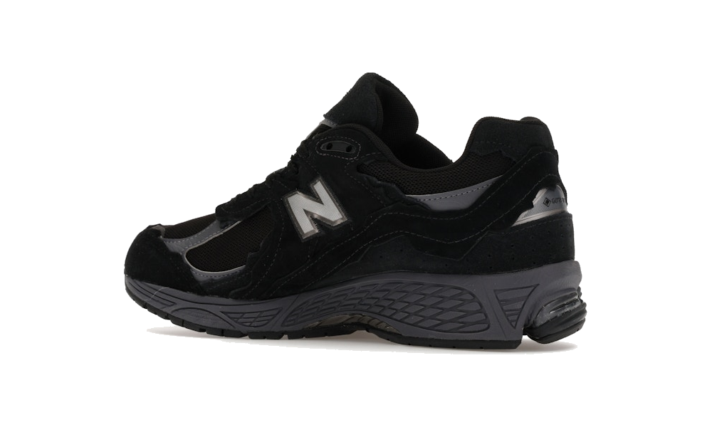 New Balance 2002R Gore-Tex "Protection Pack - Black Magnet"