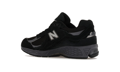 New Balance 2002R Gore-Tex "Protection Pack - Black Magnet"