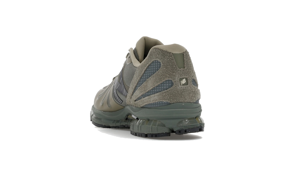 New Balance 1890 x Stone Island "Covert Green Vetiver"