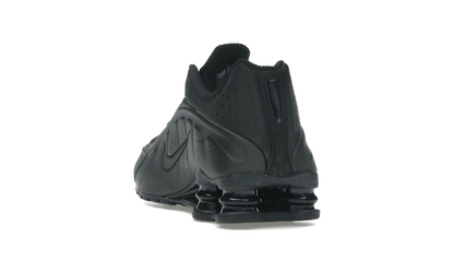 Shox R4 "Black Bright Crimson"
