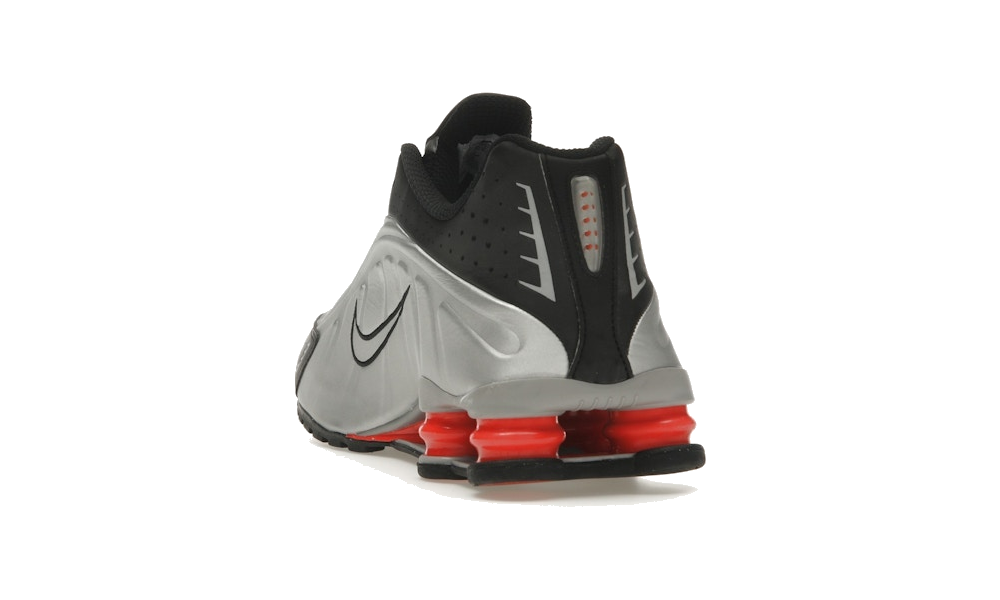 Shox R4 "Black Metallic Silver" (2025)