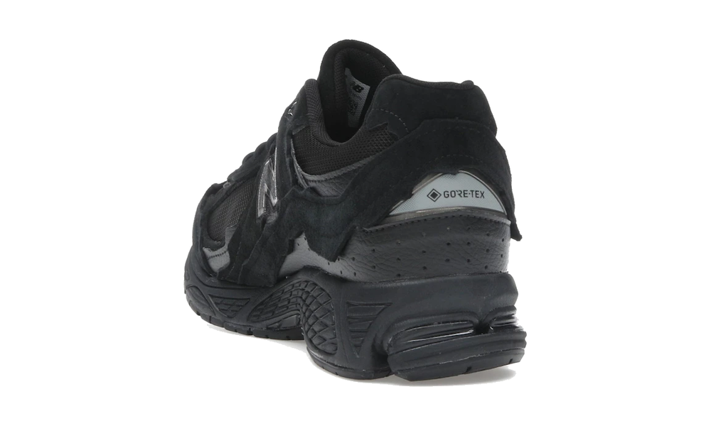 New Balance 2002R "Protection Pack - Black"