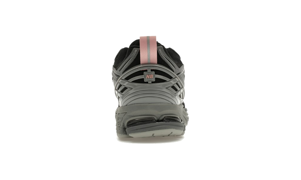 New Balance 1906R "Black Pink Moon"