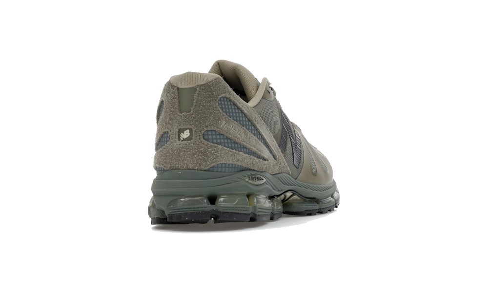 New Balance 1890 x Stone Island "Covert Green Vetiver"