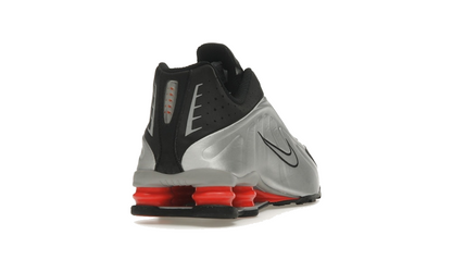 Shox R4 "Black Metallic Silver" (2025)