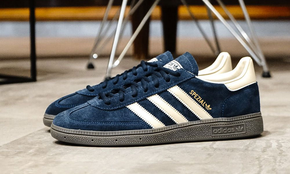 Handball Spezial "Night Navy Cream White"