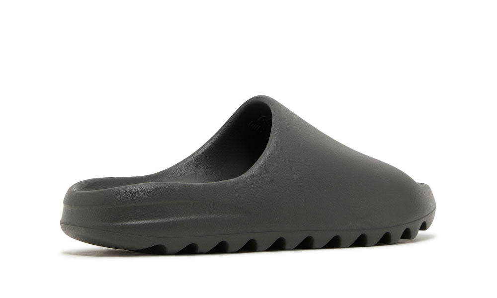 Yeezy Slide "Dark Onyx"