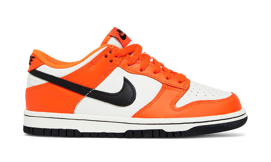 Dunk Low "Halloween GS" (2022)