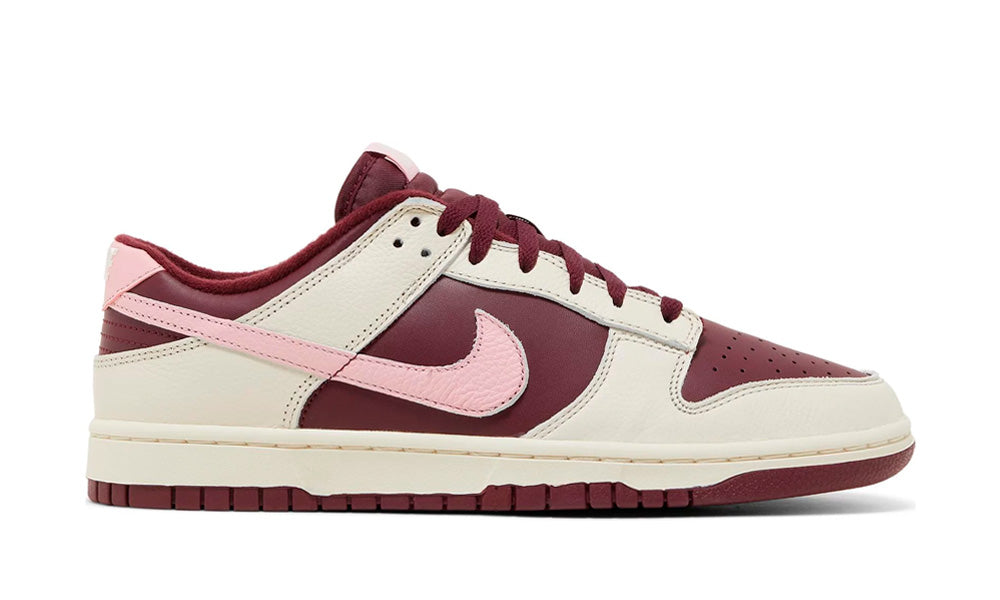 Dunk Low "Valentine's Day" (2023)