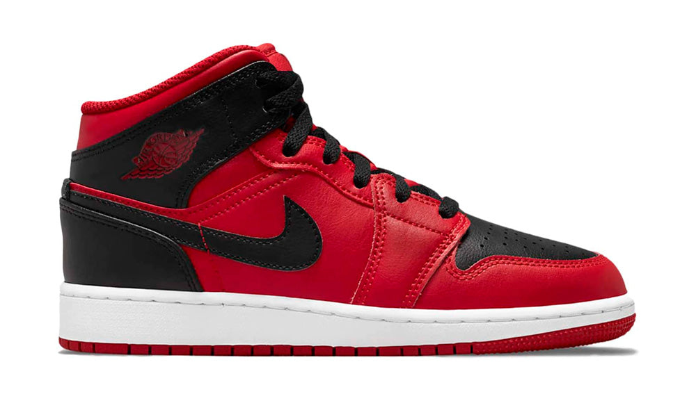 Air Jordan 1 Mid "Reverse Bred"