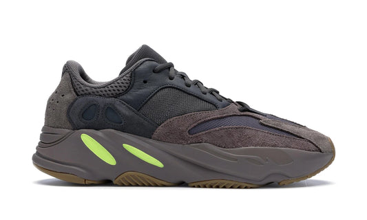 Yeezy Boost 700 "Mauve"