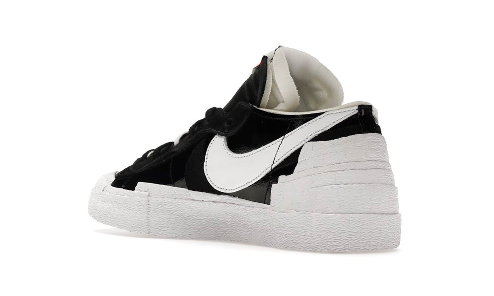 Blazer Low x sacai "Black White"