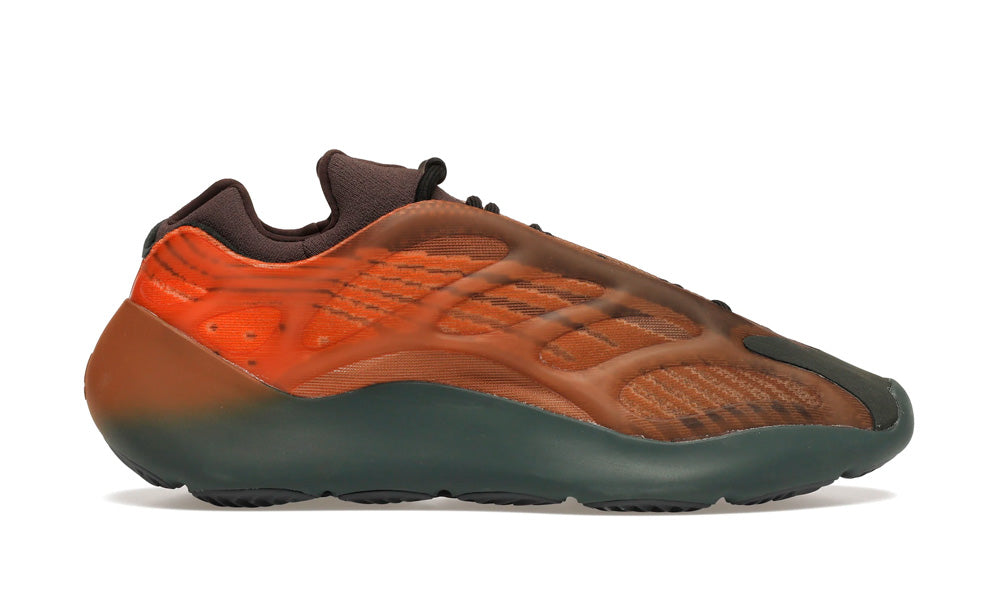 Yeezy 700 V3 "Copper Fade"