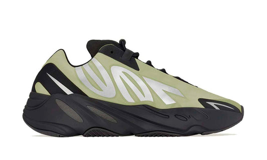 Yeezy Boost 700 MNVN "Resin"