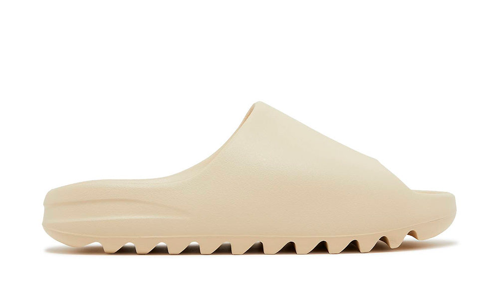 Yeezy Slide "Bone"